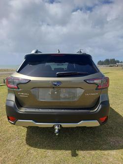 2022 Subaru Outback AWD Touring