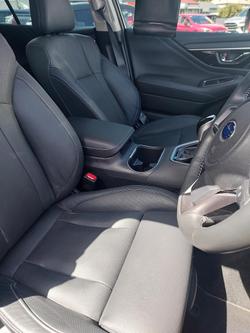 2022 Subaru Outback AWD Touring