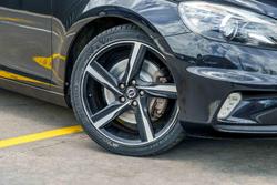 2014 Volvo V40 T5 R-Design