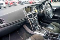 2014 Volvo V40 T5 R-Design