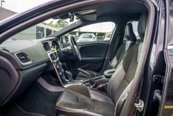 2014 Volvo V40 T5 R-Design