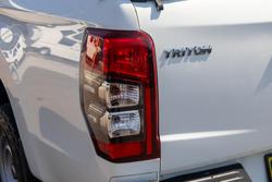 2018 Mitsubishi Triton GLX ADAS