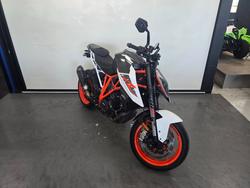 2017 Ktm 1290 SUPER DUKE R Orange