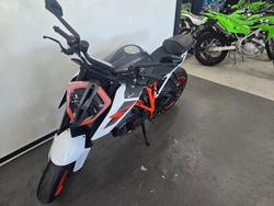 2017 Ktm 1290 SUPER DUKE R Orange