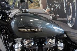 2025 Harley-davidson FXBB STREET BOB (117) Iron Horse Metallic