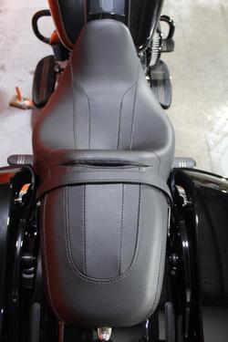 2025 Harley-davidson FLHRXS ROAD KING SPECIAL VIVID BLACK