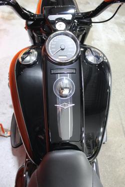 2025 Harley-davidson FLHRXS ROAD KING SPECIAL VIVID BLACK