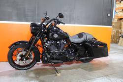 2025 Harley-davidson FLHRXS ROAD KING SPECIAL VIVID BLACK