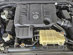 2012 Nissan Navara ST-X