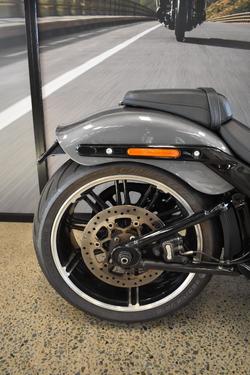 2022 Harley-davidson FXBRS BREAKOUT (114) GRAY HAZE