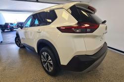 2025 Nissan X-TRAIL ST-L