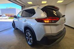 2025 Nissan X-TRAIL ST-L