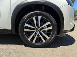 2024 Nissan Pathfinder Ti-L