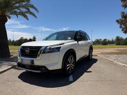 2024 Nissan Pathfinder Ti-L