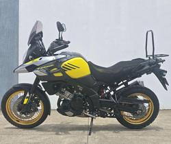 2018 Suzuki V-Strom 1000 ABS (DL1000A) V-Strom Yellow