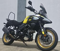 2018 Suzuki V-Strom 1000 ABS (DL1000A) V-Strom Yellow