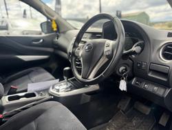 2017 Nissan Navara ST