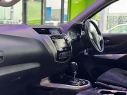 2017 Nissan Navara ST