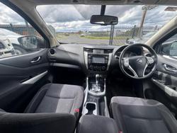 2017 Nissan Navara ST