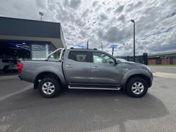 2017 Nissan Navara ST