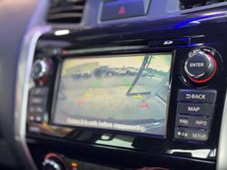 2017 Nissan Navara ST