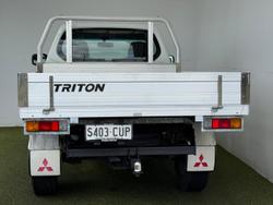 2013 Mitsubishi Triton GL