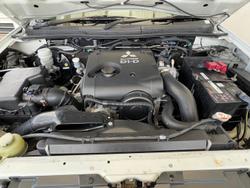 2013 Mitsubishi Triton GL