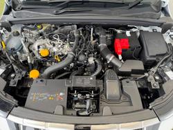 2025 Mitsubishi ASX LS