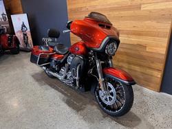 2017 Harley-davidson FLHXSE CVO STREET GLIDE Orange