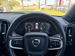2021 Volvo XC40 T5 R-Design