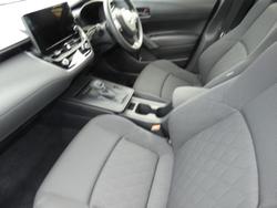 2025 Toyota Corolla Cross GX 2WD Hybrid