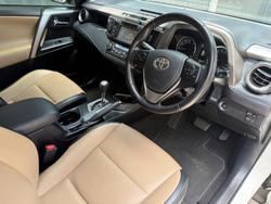 2016 Toyota RAV4 GXL ZSA42R Crystal Pearl
