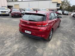 2017 HYUNDAI i30 ACTIVE