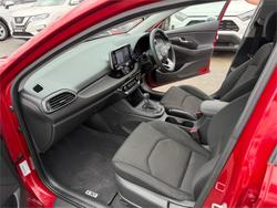 2017 HYUNDAI i30 ACTIVE