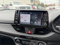 2017 HYUNDAI i30 ACTIVE