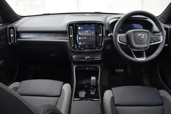 2025 Volvo EX40 Ultra Single Motor Extended Range