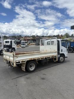 2011 Isuzu Npr White