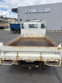 2011 Isuzu Npr White