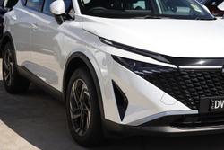 2025 Nissan QASHQAI ST-L