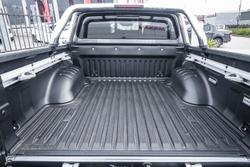 2025 Nissan Navara ST-X