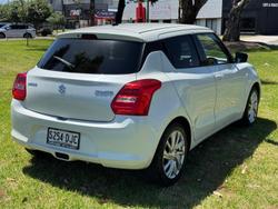 2022 Suzuki Swift GL AZ Series II Pure White