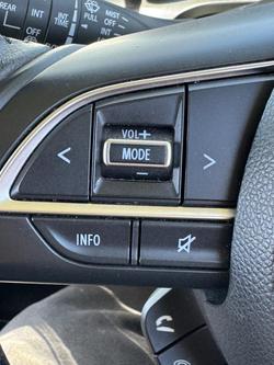 2022 Suzuki Swift GL AZ Series II Pure White