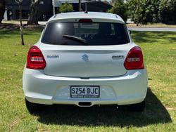 2022 Suzuki Swift GL AZ Series II Pure White