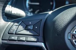 2025 Nissan Navara ST-X