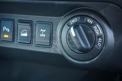 2025 Nissan Navara ST-X