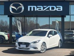 2017 Mazda 3 SP25 GT