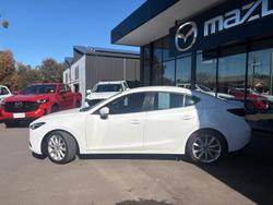 2017 Mazda 3 SP25 GT