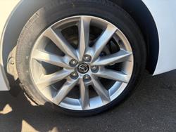 2017 Mazda 3 SP25 GT