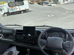 2025 Hino 816 Crew Cab Factory Tipper White