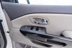 2015 Kia Carnival SLi